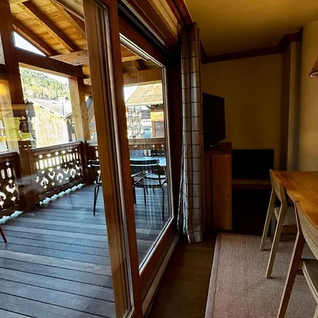 Apartman 2 Le Mont Chery Au Pied Des Pistes Plein Centre Les Gets